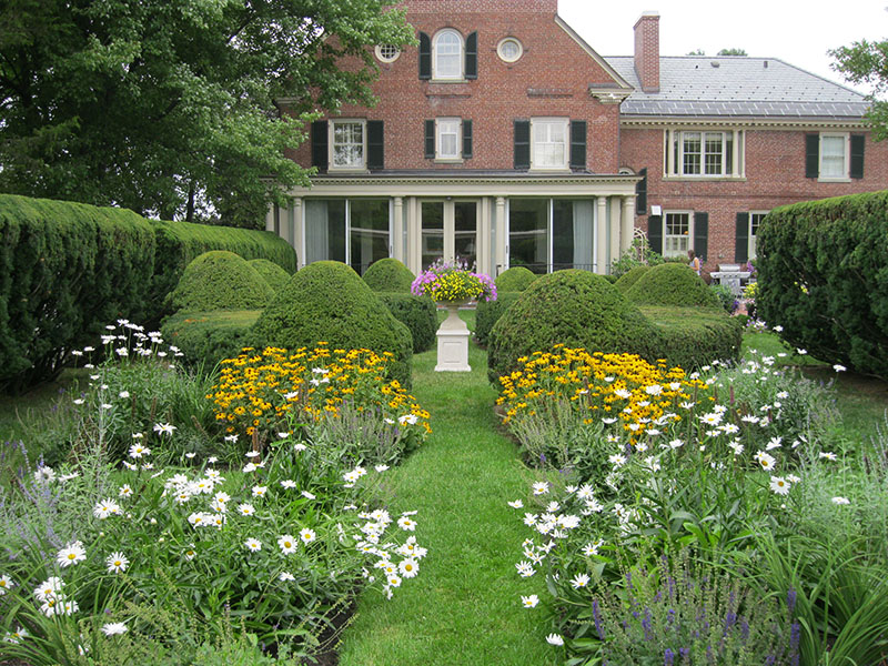 Englesby House landscaping